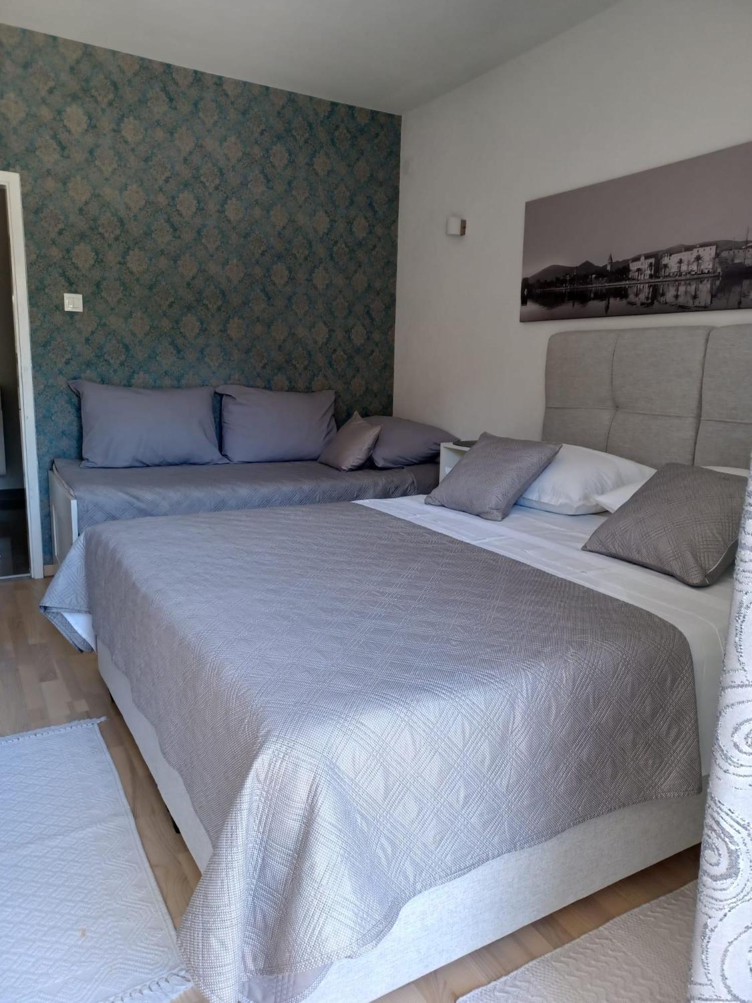 Studio Apartman Marija Trogir Eksteriør billede